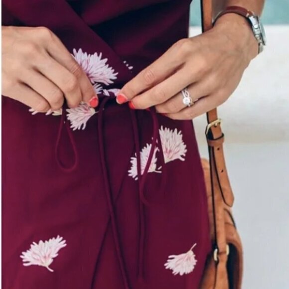 Ann Taylor Summer Blossom Oxblood Maroon Midi Tie Wrap Dress 2P - Picture 7 of 14
